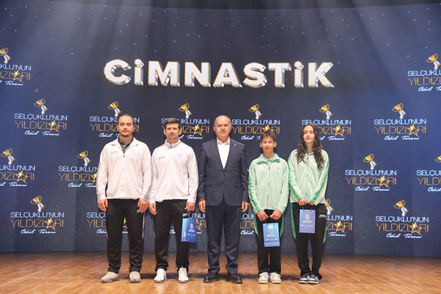 Selçuklu’nun başarısı salona sığmadı 21